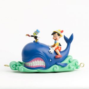 Figura y muñeco de Pinocho con Pepito Grillo en la ballena de Enesco - Figuras coleccionables, juguetes y muñecos de Pinocho - Muñecos de Disney - Muñeco de Pinocchio