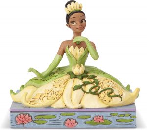 Figura y muñeco de Tiana de Disney Traditions - Figuras coleccionables, juguetes y muñecos de Tiana y el Sapo - Muñecos de Disney