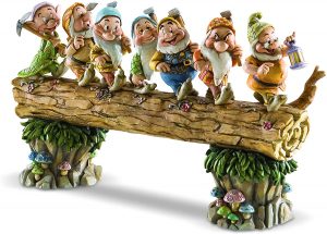 Figura y muñeco de los 7 enanitos de Enesco de Disney Traditions - Figuras coleccionables, juguetes y muñecos de Blancanieves y los 7 enanitos - Muñecos de Disney