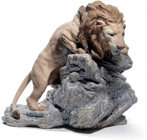 Figura de león rugido de Lladró - Los mejores muñecos de leones - Figuras de león de animales