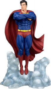Figura de Superman de Diamond - Los mejores muñecos y figuras de Superman - Muñeco de DC