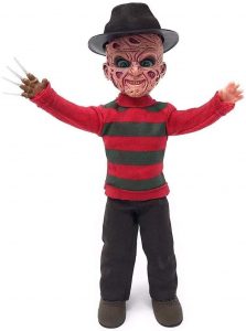 Figura de Freddy Krueger de Pesadilla en Elm Street de Living Dead - Los mejores muñecos y figuras de Freddy Krueger