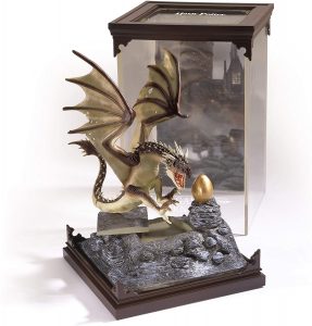 Figura de Horntail HÃºngaro de The Noble Collection - Los mejores muÃ±ecos y figuras de criaturas mÃ¡gicas de Harry Potter