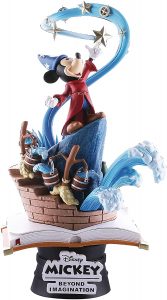 Figura de Mickey Mouse Fantas铆a 2000 de Beast Kingdom - Las mejores figuras de Mickey Mouse