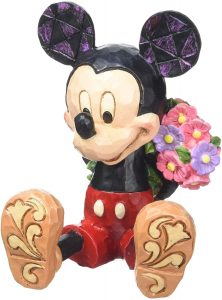 Figura de Mickey Mouse flores para Minnie de Disney Traditions - Las mejores figuras de Mickey Mouse