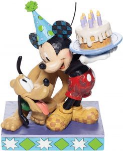 Figura de Mickey Mouse y Pluto Cumplea帽os de Disney Traditions - Las mejores figuras de Mickey Mouse